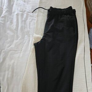 Goodfellow & Co Tapered Tech Joggers Black